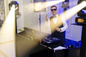 18091085039538512